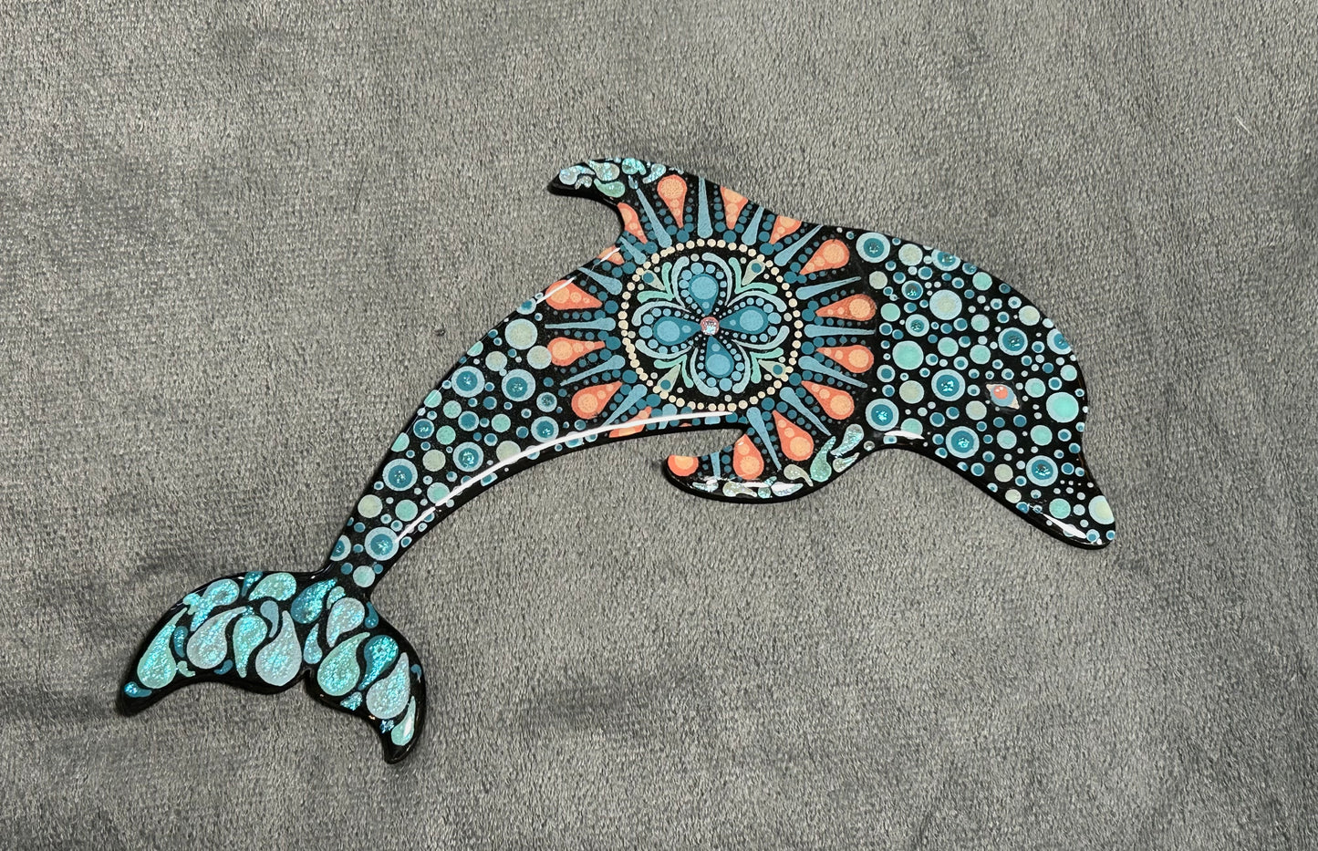 Dolphin mandala (8”)