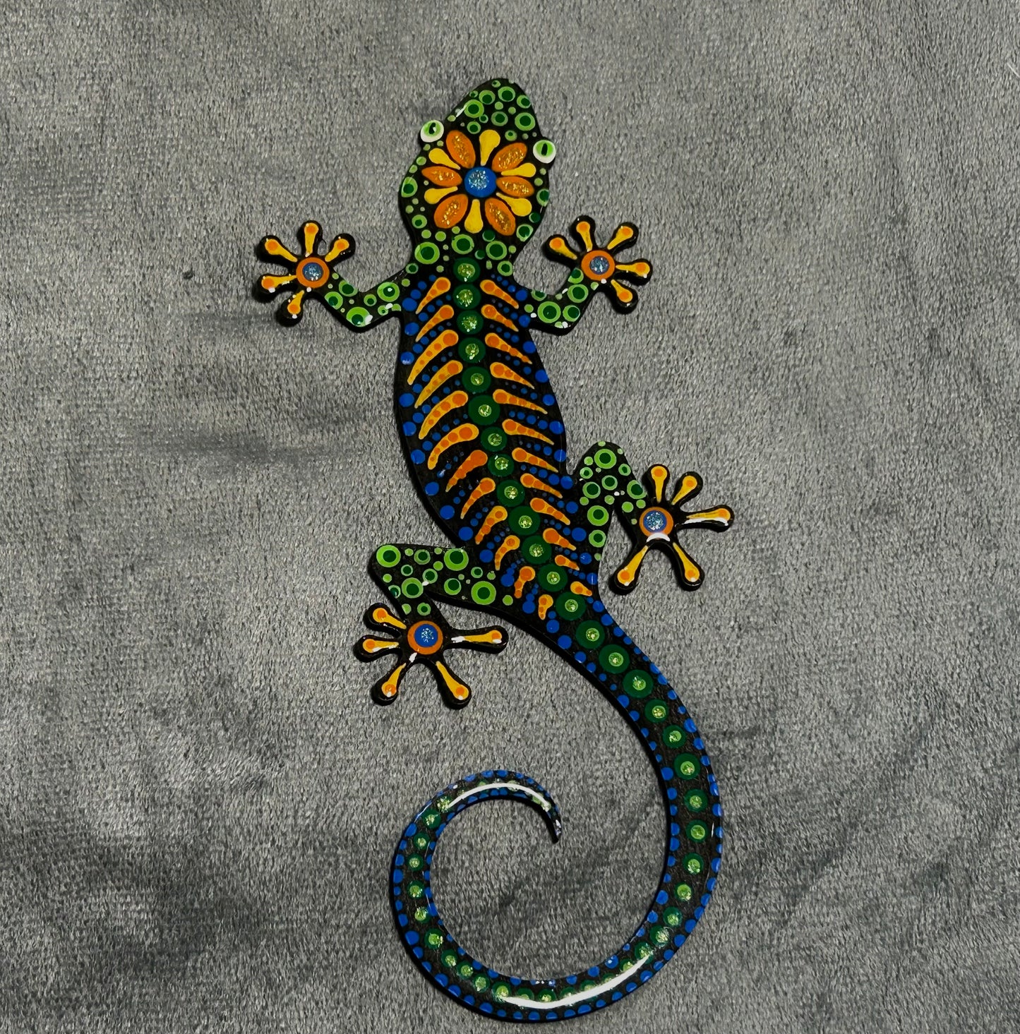 Lizard mandala (8”)