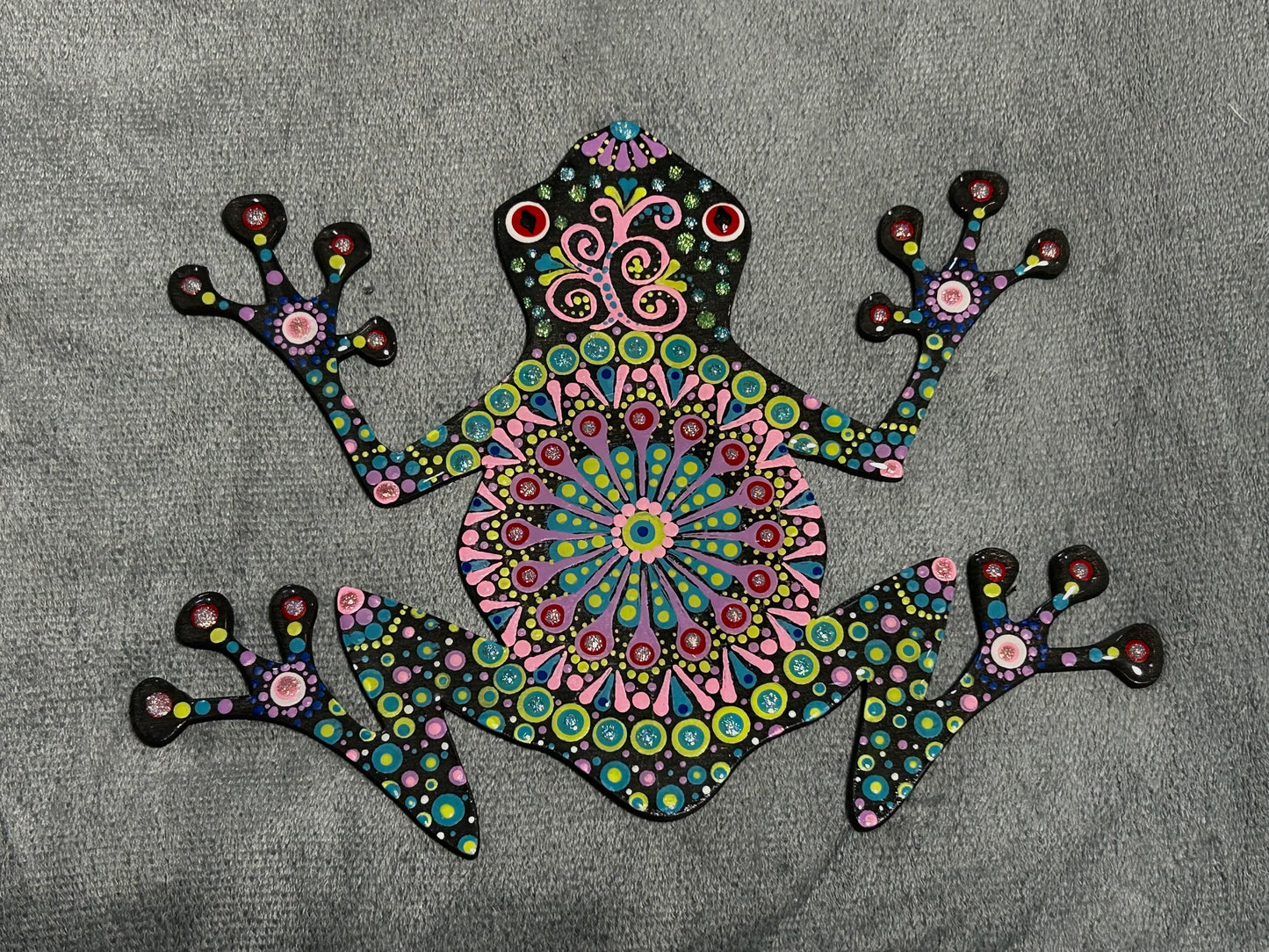 Frog mandala (8”)